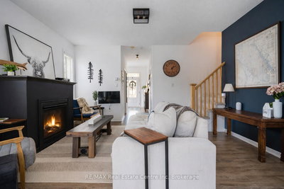 24 GEORGE ZUBEK Dr | Collingwood | Image