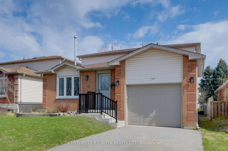 130 Athabaska Rd, Barrie, L4N 8E5 | Image 2