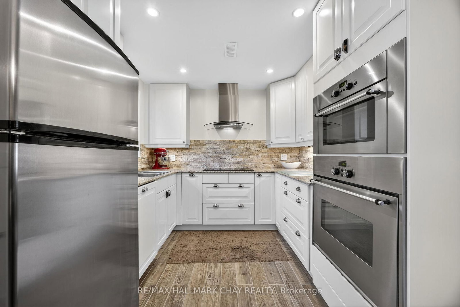 1102 Horseshoe Valley Road W, Unit 312 - Photo 11