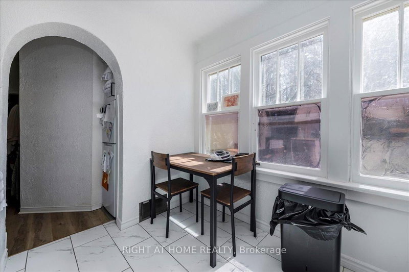 29 Peel St photo 3