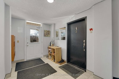 184 Borland Street E • Orillia, ON photo 8