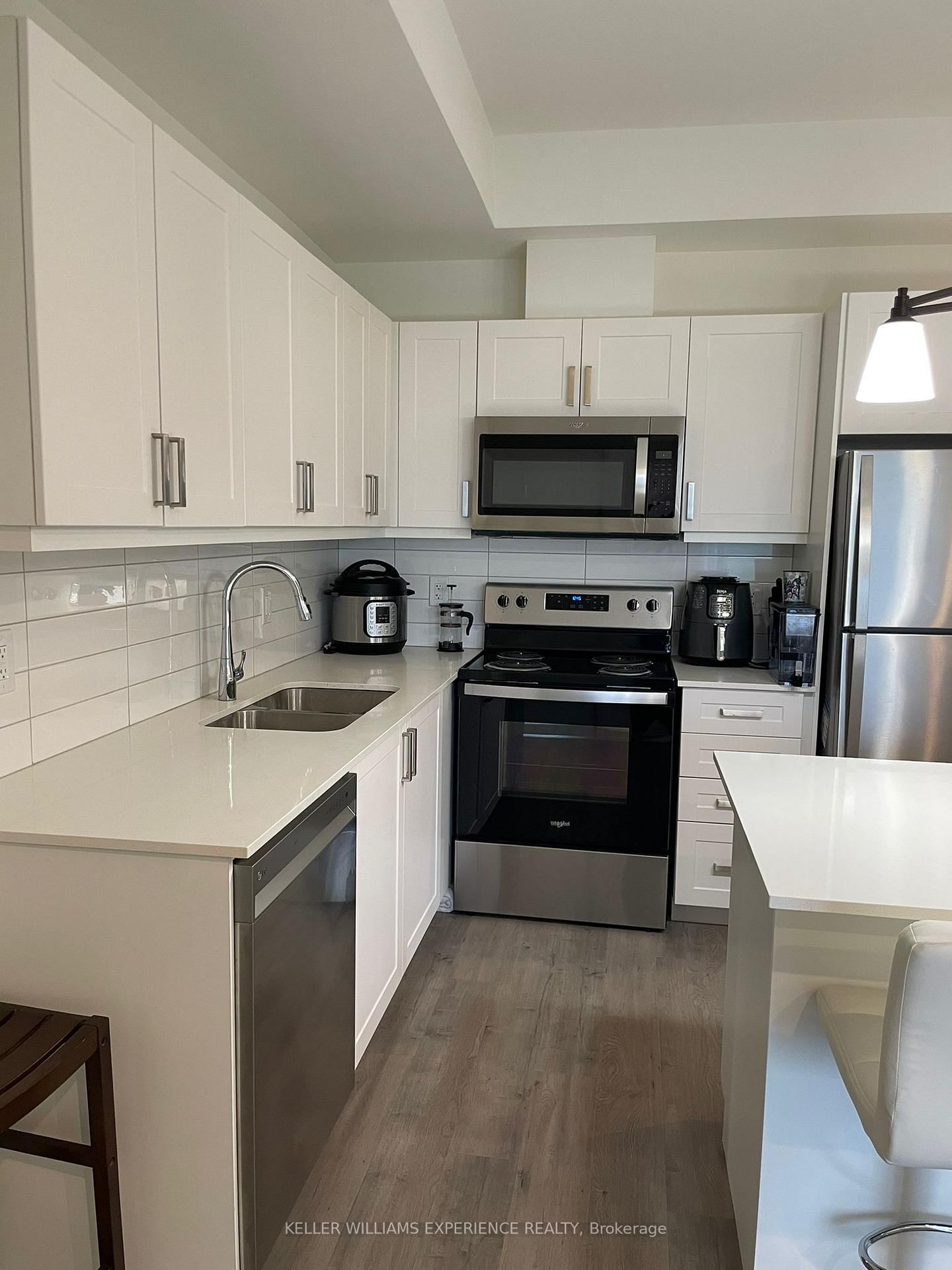 58 Lakeside Terrace, Unit 1111 - Photo 4