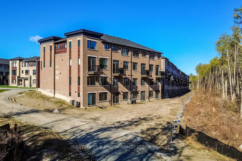 104 Blue Forest Cres, Barrie, L9J 0N7 | Image 2