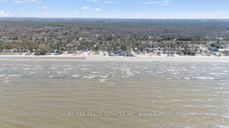 254 Old Mosley St, Wasaga Beach, L9Z 2H8 | Image 3