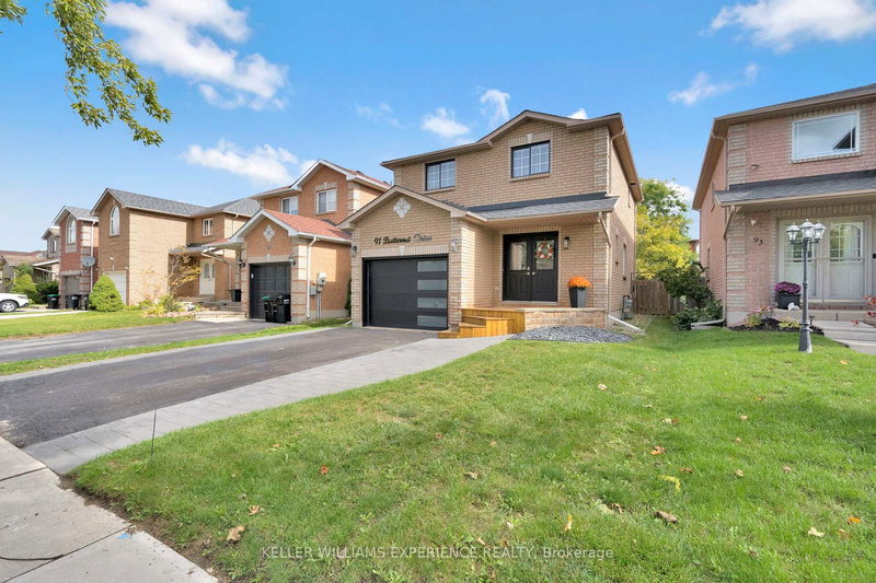91 Butternut Dr, Barrie, L4N 9Z7 | Image 2