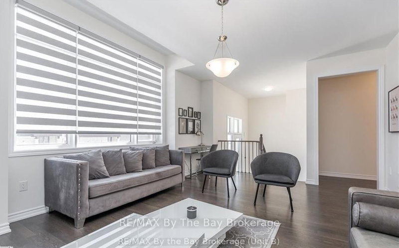 85 Sun Valley Ave, Wasaga Beach, L9Z 0N8 | Image 3