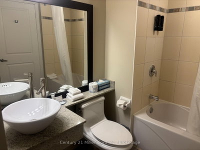 9 Harbour Street E • #2307 • Collingwood, ON photo 4