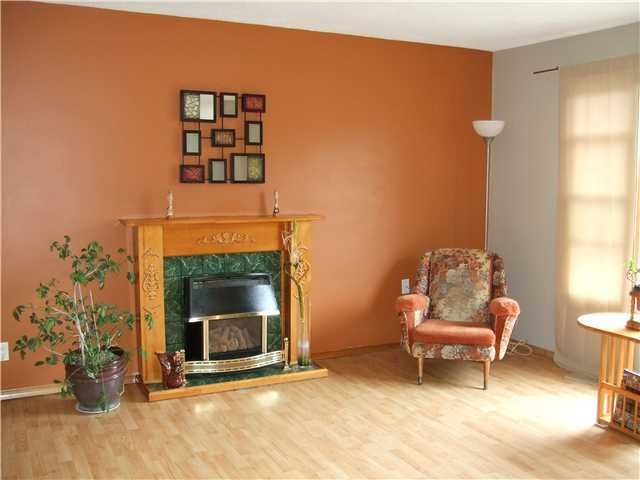 698 Burton Dr, Innisfil, L9S 2H6 | Image 2