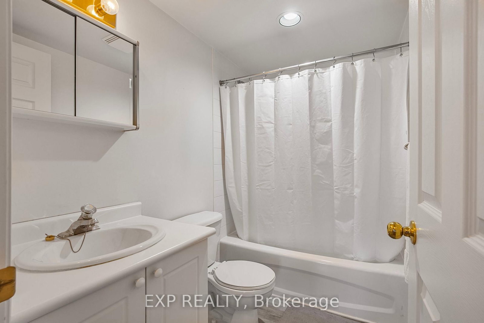 107 Bond Street, Unit 303 - Photo 17