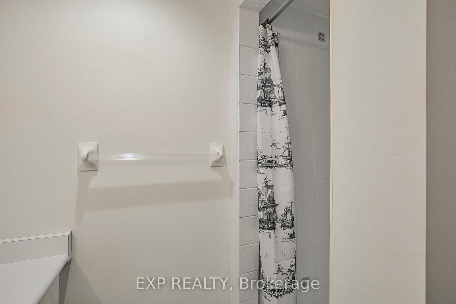 107 Bond Street, Unit 303 - Photo 23