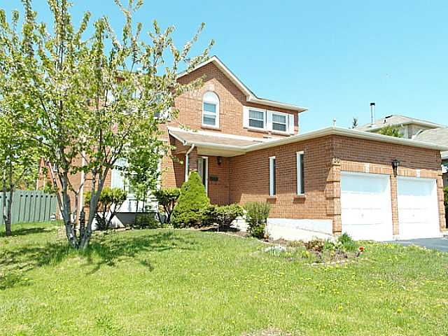 50 Livingstone St W, Barrie, L4N 7J2 | Image 2