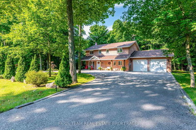 100 Desroches Tr | Tiny | Image