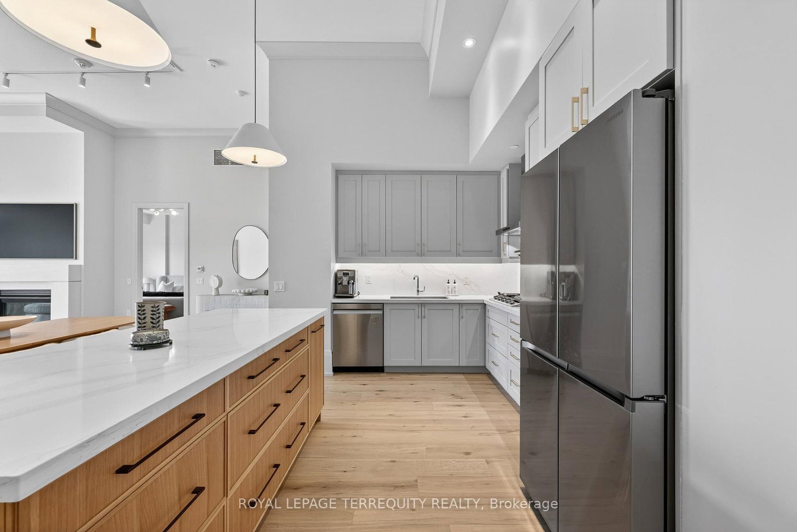 1 Hume Street, Unit PH 615 - Photo 14