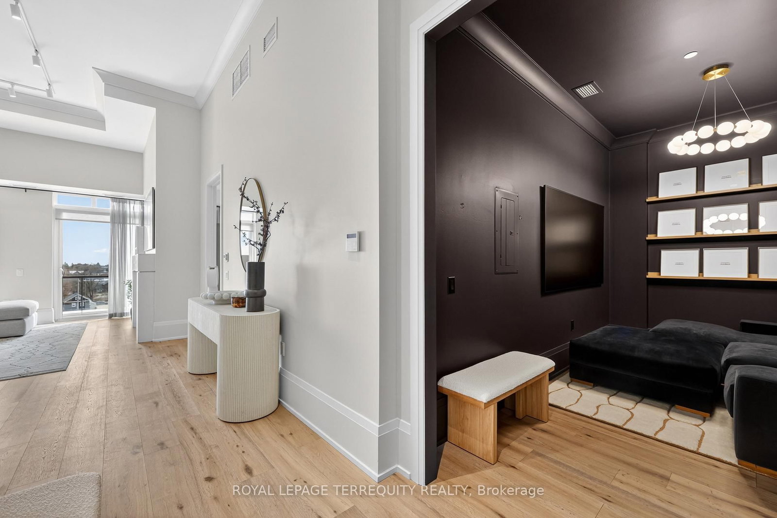 1 Hume Street, Unit PH 615 - Photo 31