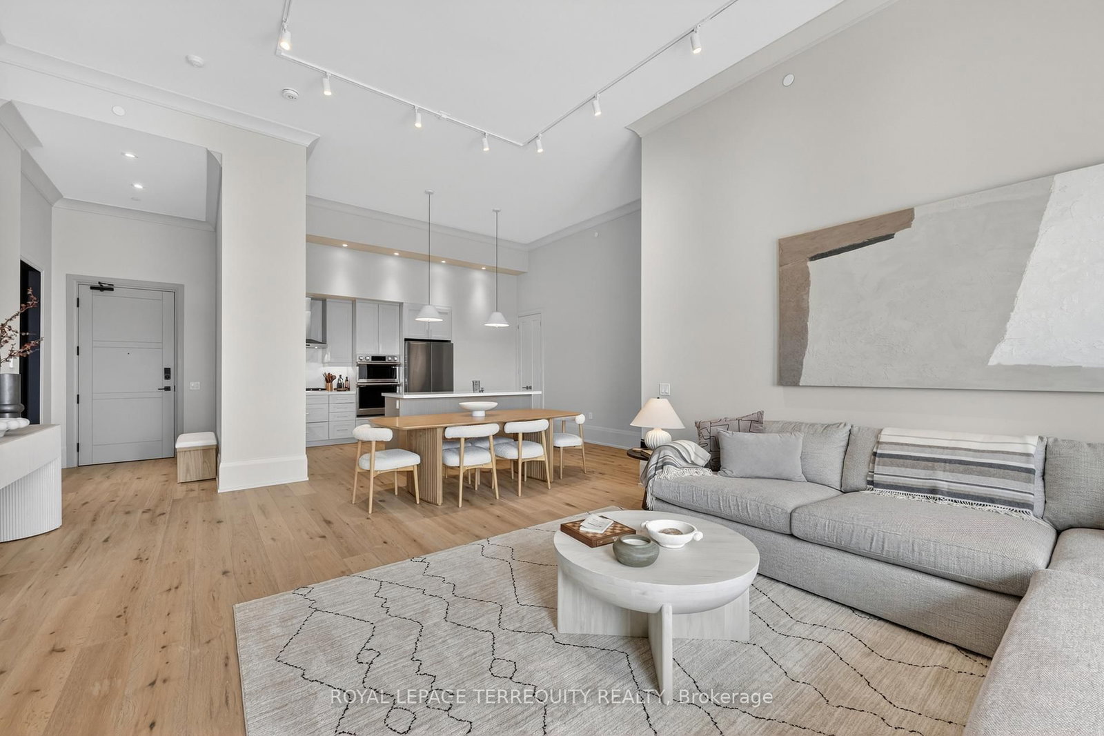 1 Hume Street, Unit PH 615 - Photo 7