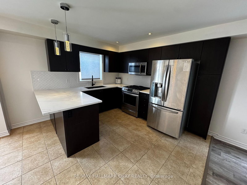 77 White Crescent