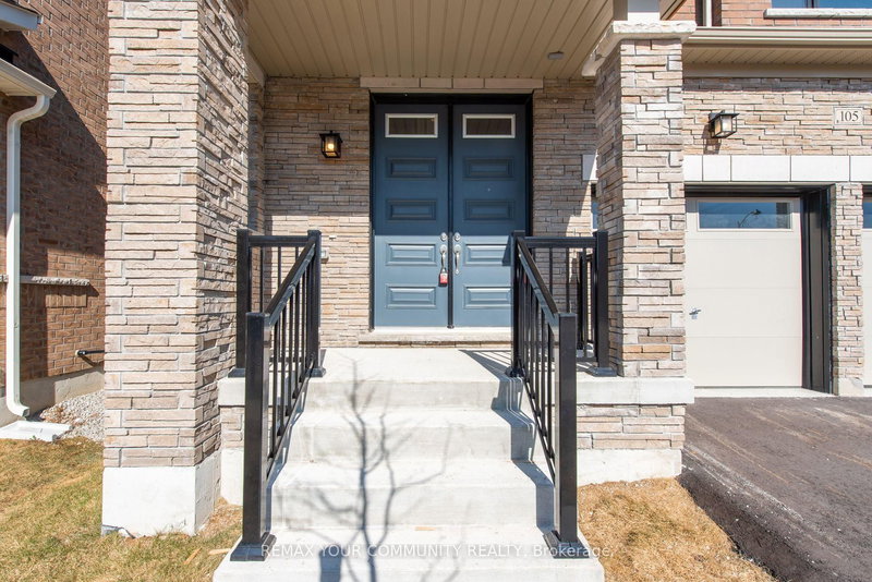 105 Bearberry Rd, Springwater, L9X 0P4 | Image 3