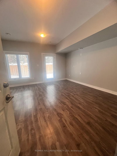 49 - 540 Essa Rd | Barrie | Image