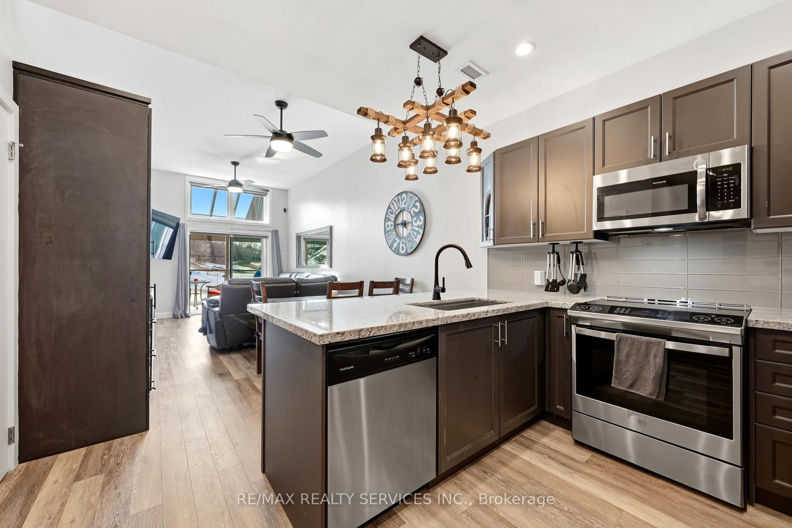 80 Horseshoe Boulevard, Unit 501 - Photo 7