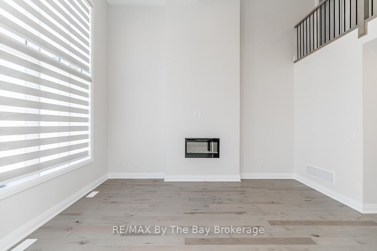 5 Rosanne Circle • Wasaga Beach, ON photo 12