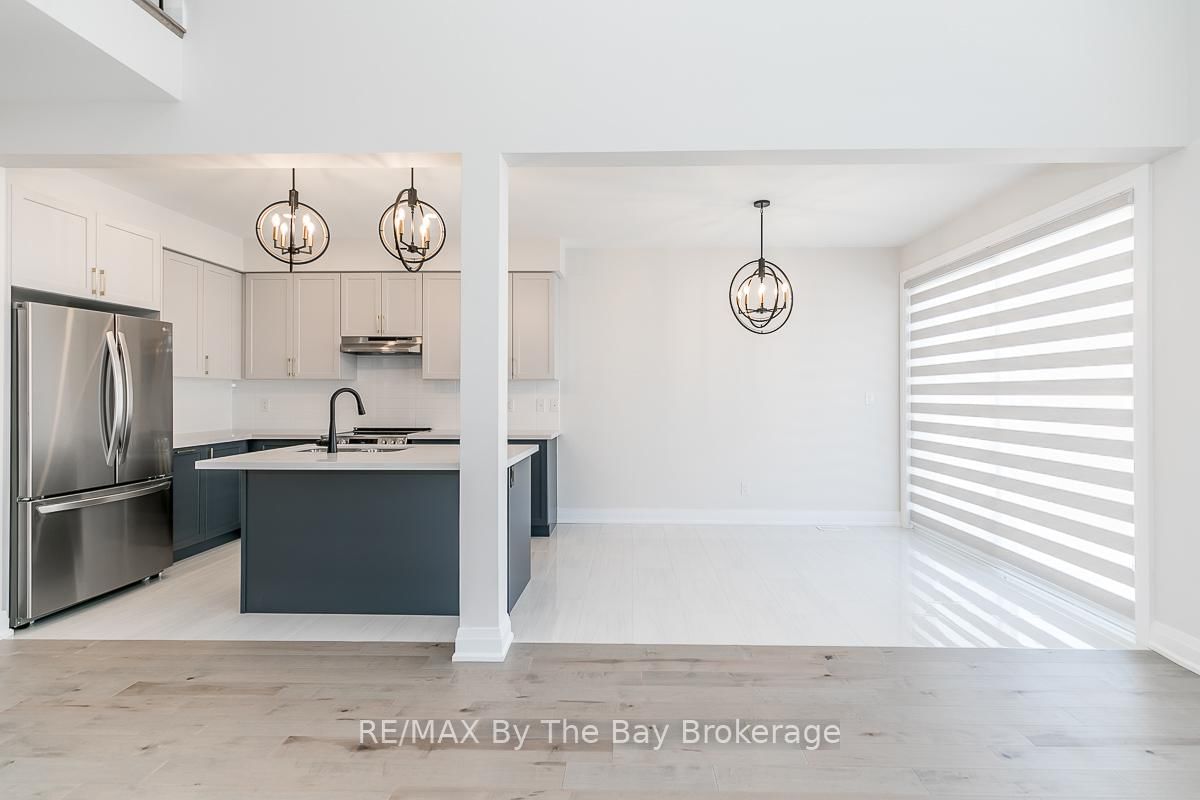 5 Rosanne Circle • Wasaga Beach, ON photo 14