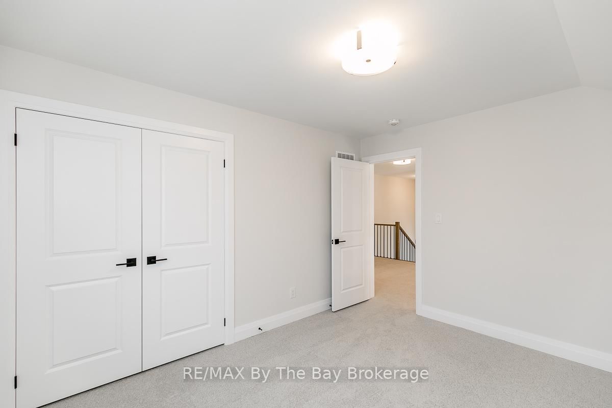 5 Rosanne Circle • Wasaga Beach, ON photo 34