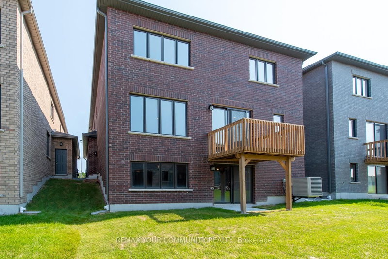 40 Wild Ginger Lane, Springwater, L9X 2C9 | Image 2