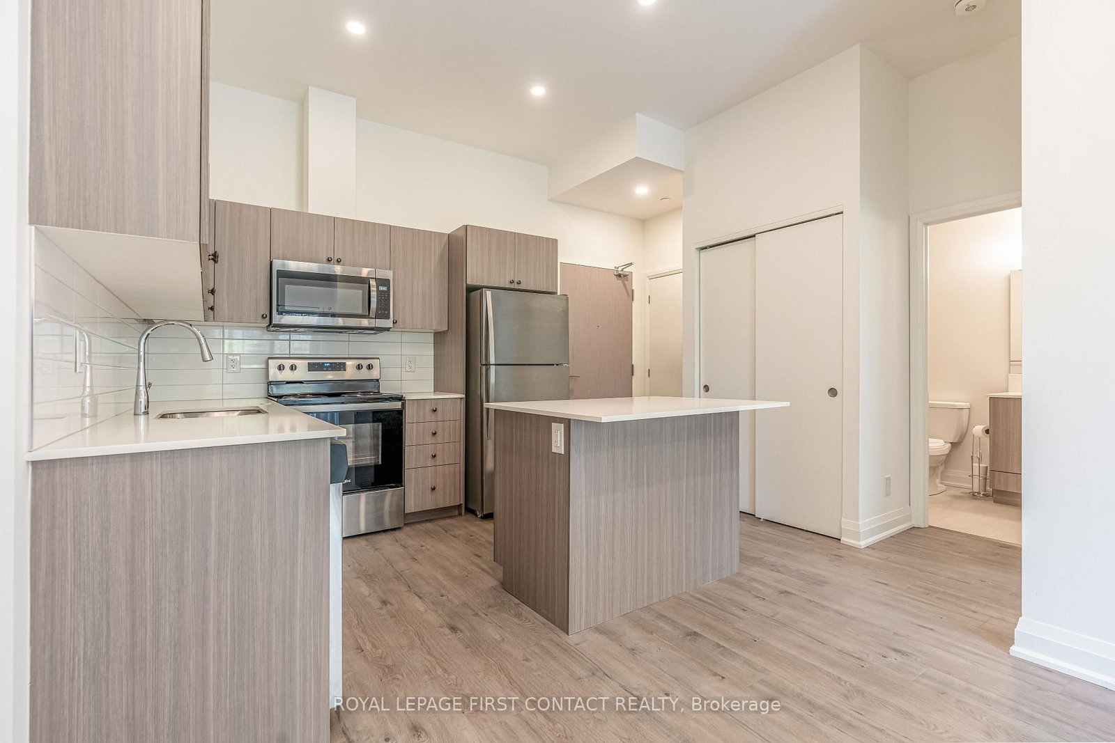 58 Lakeside Terrace, Unit 106 - Photo 5