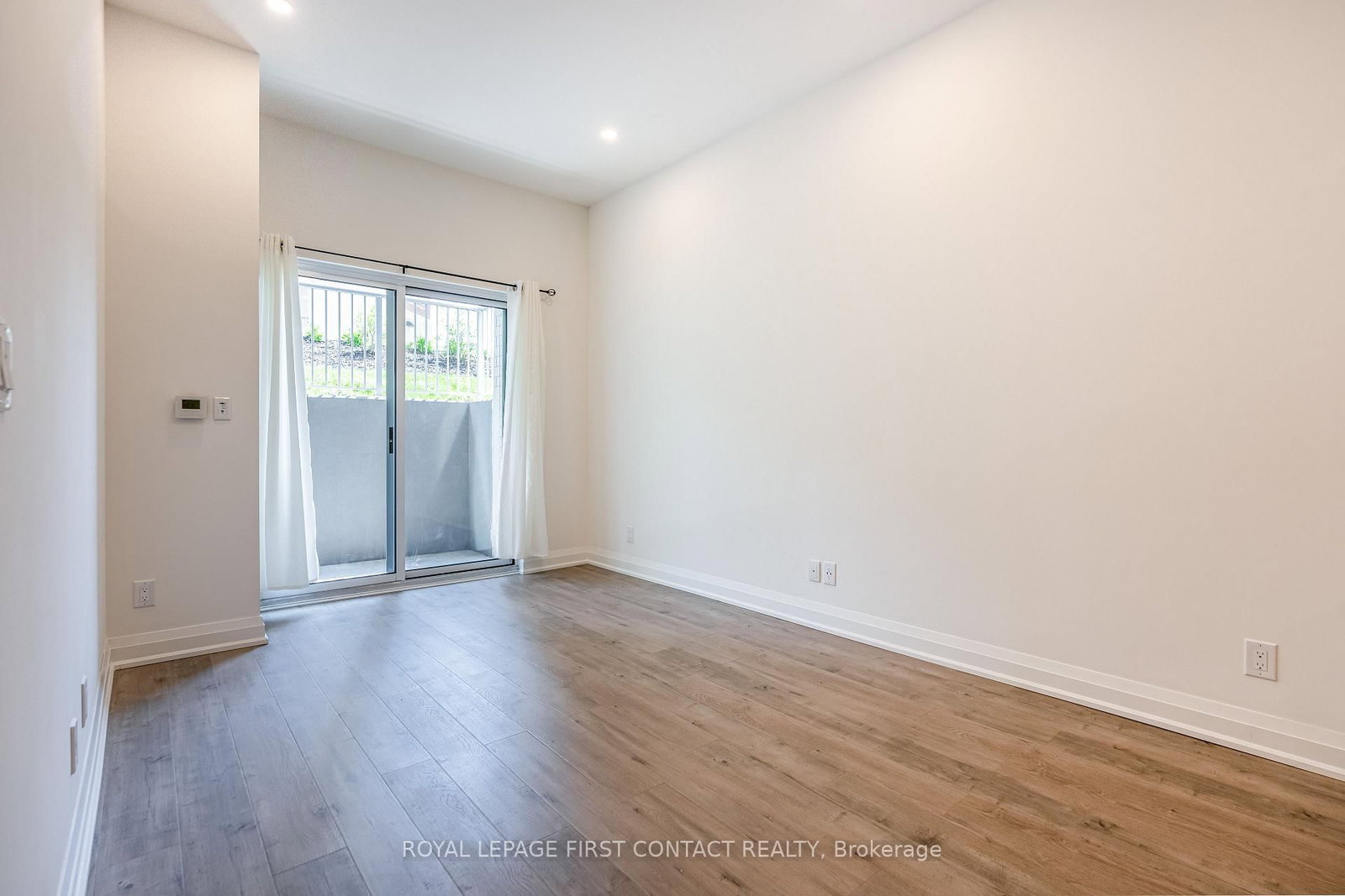 58 Lakeside Terrace, Unit 106 - Photo 8