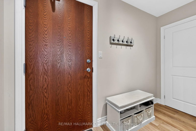 805 - 37 Ellen St, Barrie, L4N 6G2 | Image 2