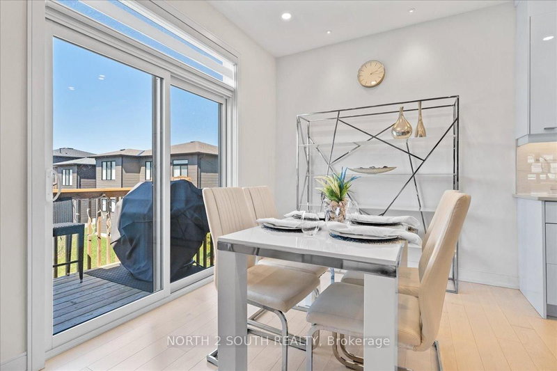 118 Berkely St, Wasaga Beach, L9Z 0K5 | Image 3