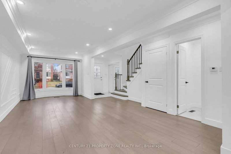 188 Cardinal St, Barrie, L4M 6G8 | Image 3