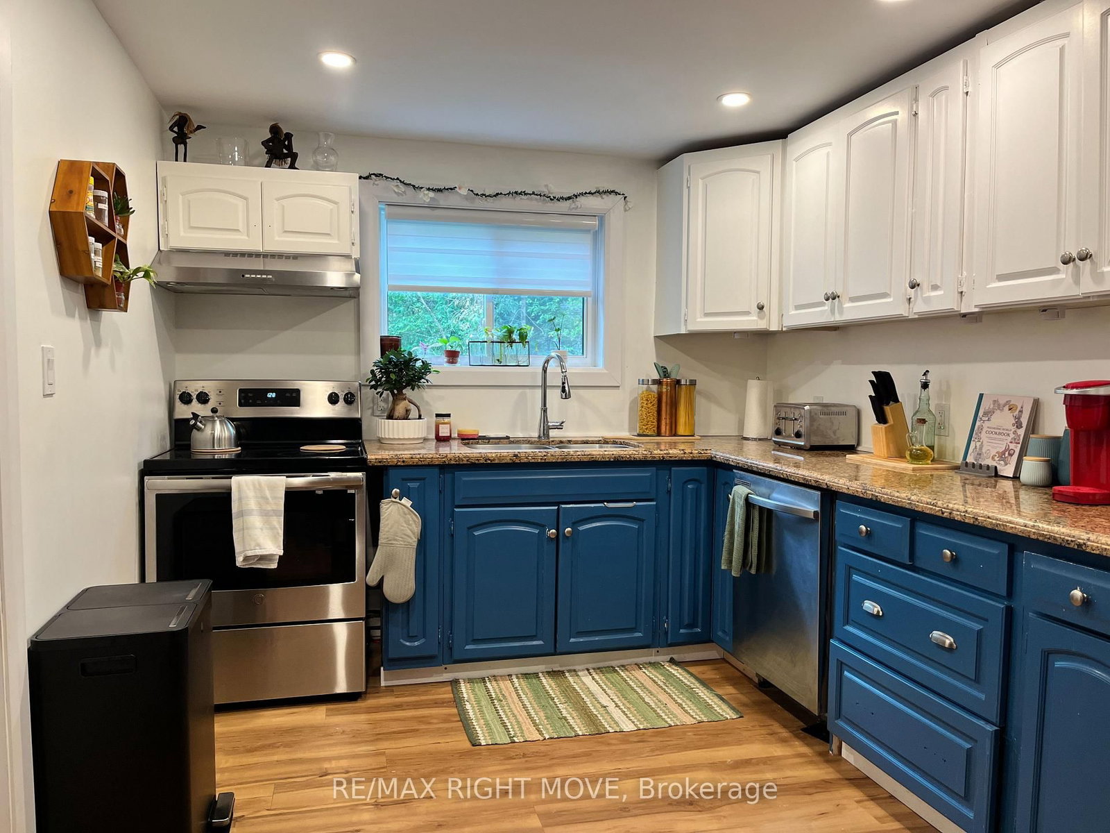 6896 Pentland Lane - Photo 12