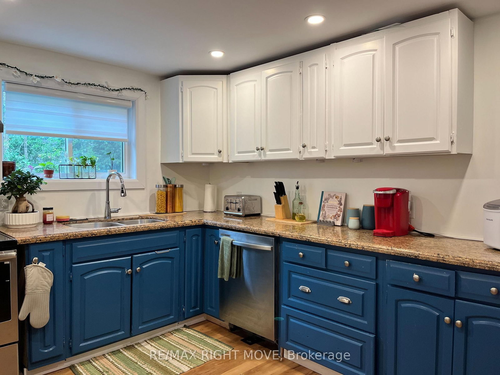 6896 Pentland Lane - Photo 13