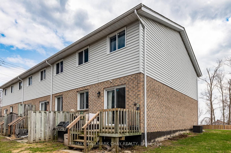 42 - 325 West St N, Orillia, L3V 7P4 | Image 2
