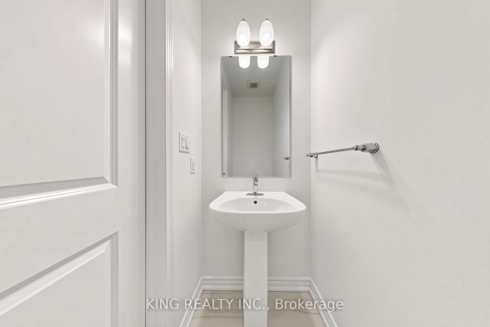 106 Yorkshire Street - Photo 10