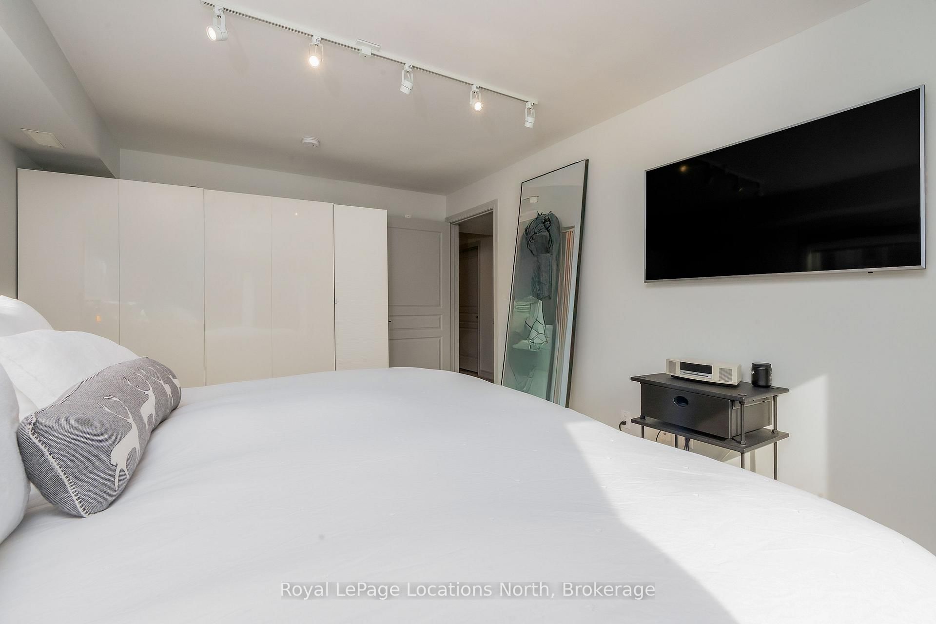 4 Cove Court, Unit 101