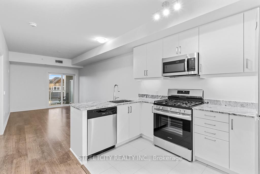 5 Spooner Crescent, Unit 215 - Photo 11