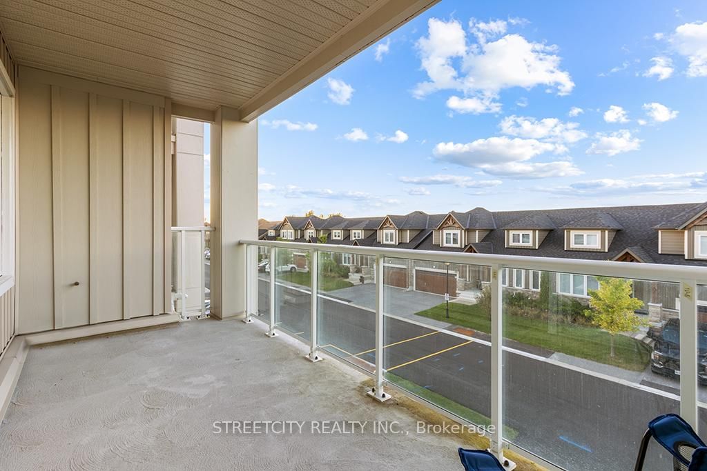 5 Spooner Crescent, Unit 215 - Photo 18