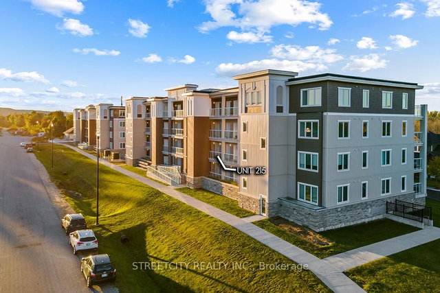 215 - 5 Spooner Crescent