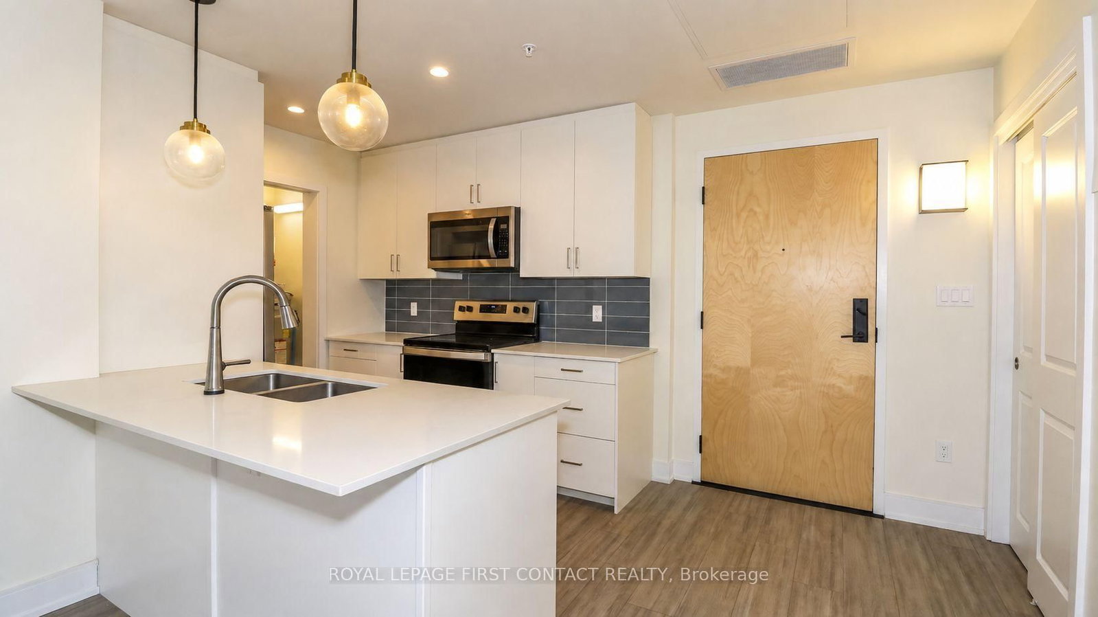 121 Mary Street • #210 • Clearview, ON photo 14