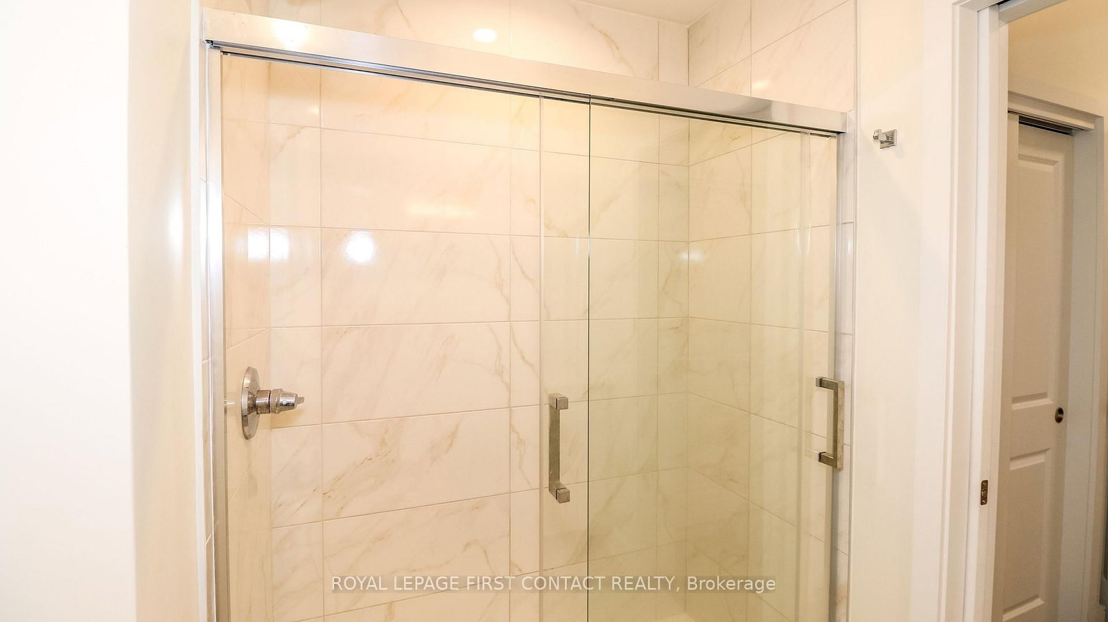 121 Mary Street • #210 • Clearview, ON photo 24