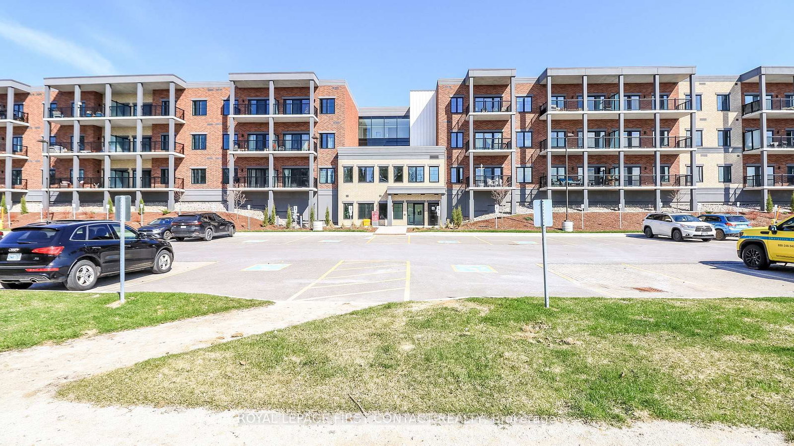 121 Mary Street • #210 • Clearview, ON photo 5
