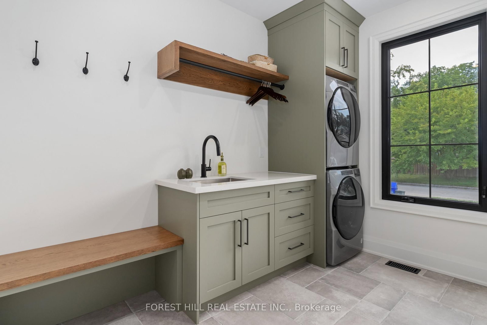 271 Codrington Street • Barrie, ON photo 11
