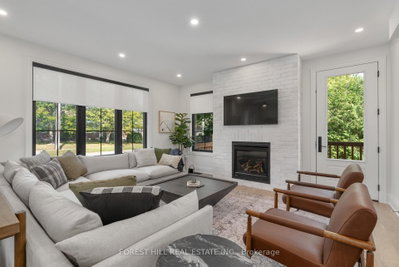 271 Codrington Street • Barrie, ON photo 8