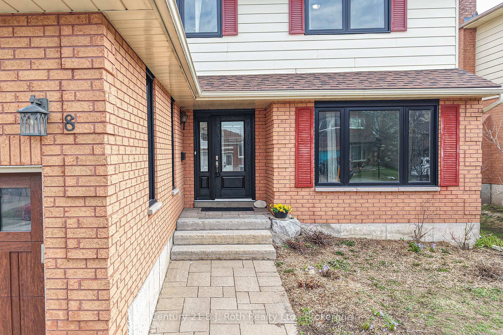 Listing Image 7