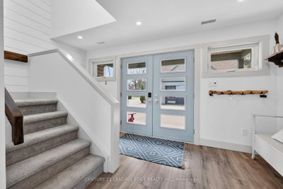 29 St. Clair Street — photo 3