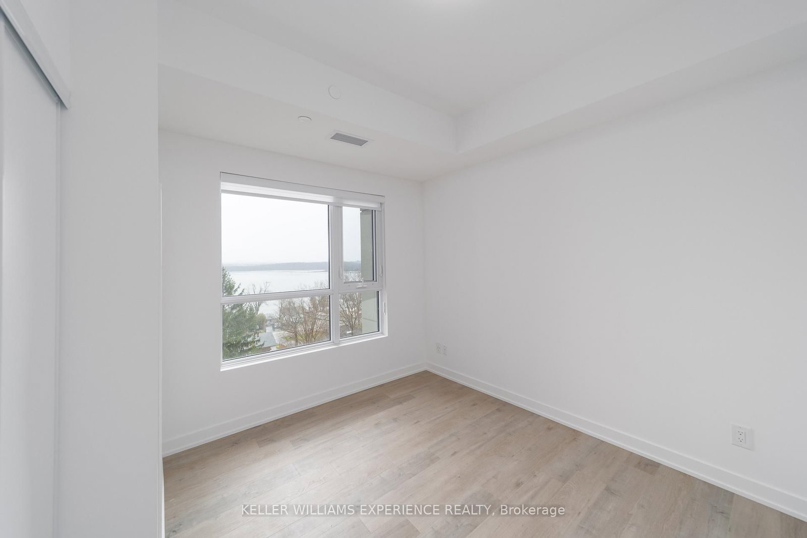56 Lakeside Terrace, Unit 508 - Photo 11