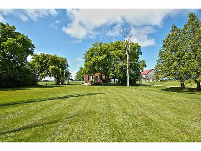 2606 Crossland Rd, Springwater, L0L 1P0 | Image 3