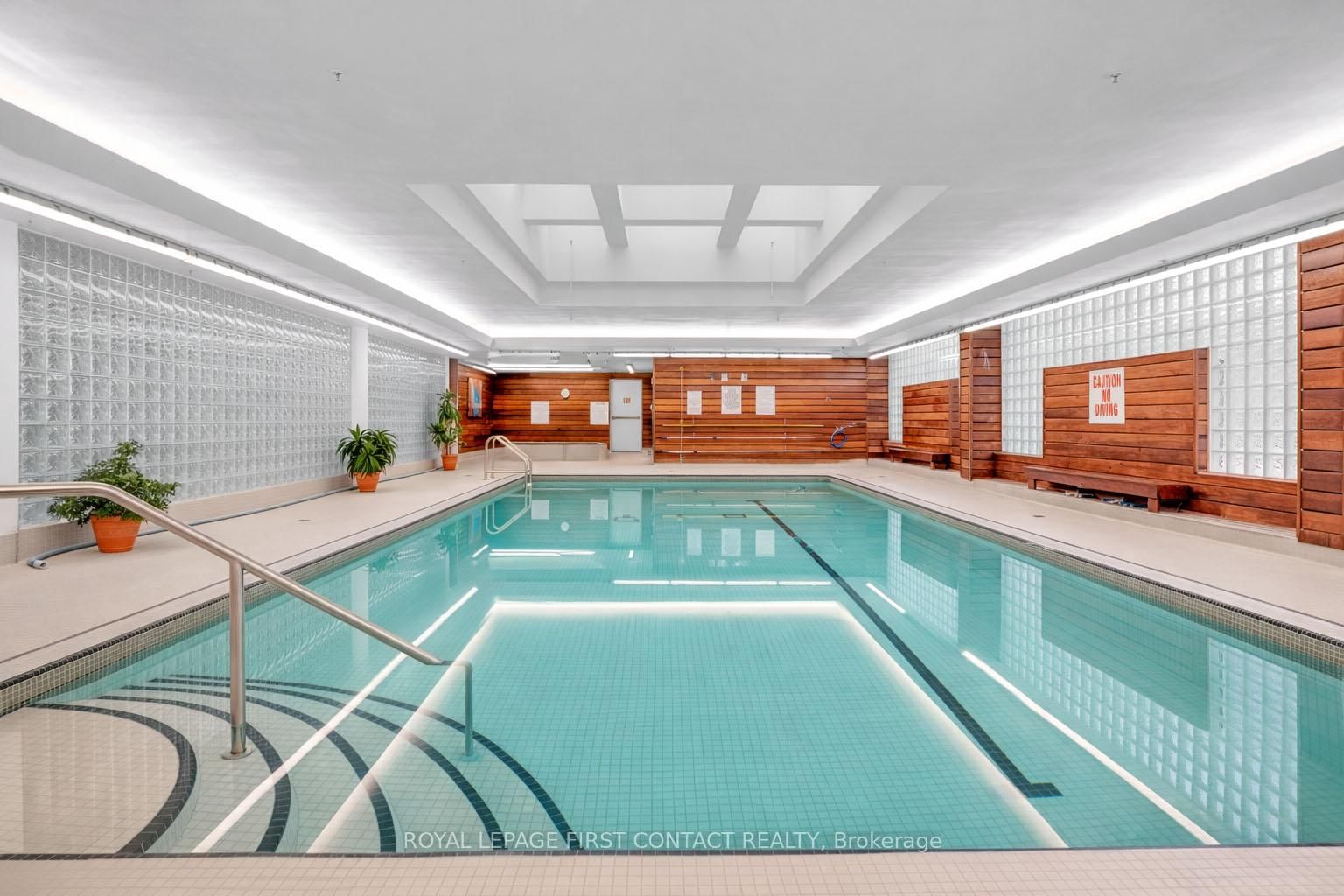 140 Dunlop Street E, Unit 605 - Photo 13